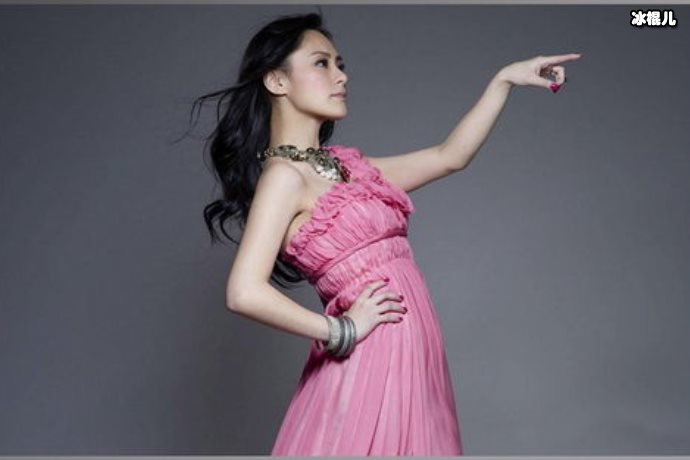 赖弘国召开记者会回应与阿娇离婚事件，网友：这人怎么没完没了！