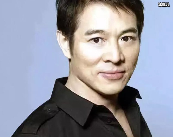 李连杰口中的邓爷爷是谁? 是他的亲爷爷吗?