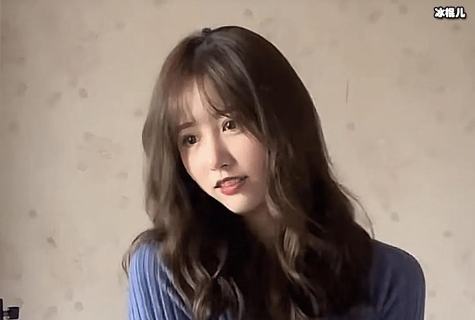 一栗小莎子怀孕? 被称蓝衣战神的她感情状况