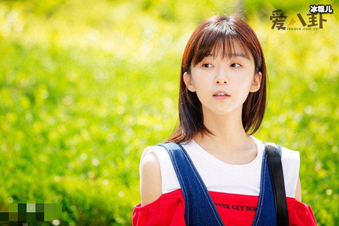 宋伊人是怎么火的?网红出身颜值还被吐槽!