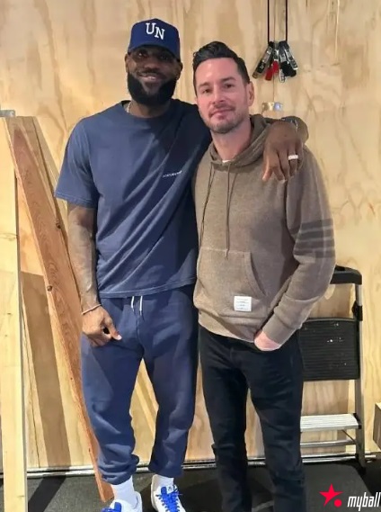 迈博体育 总决赛后上任?湖人今日正式就主教练一职面试了