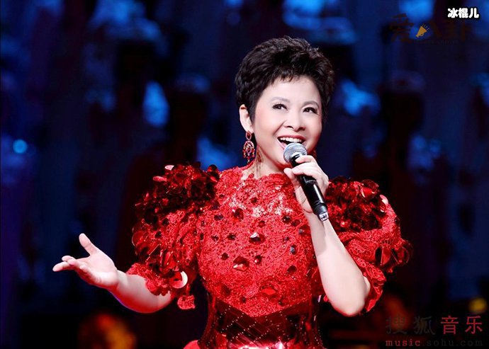 董文华在红楼都陪过谁？ 董文华现状如何呢为何没她消息了