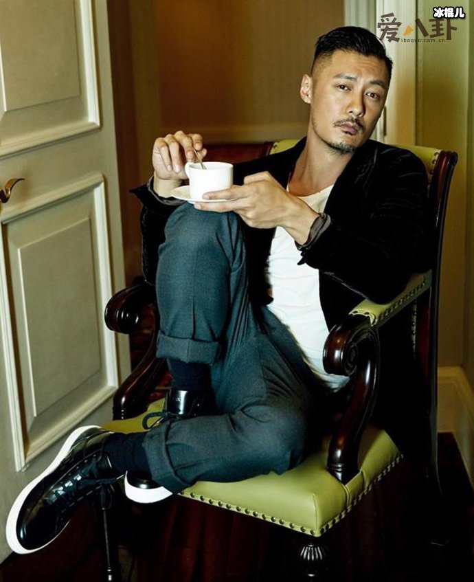 余文乐潮牌叫什么名字? 被爆品牌抄袭遭到陈冠希嘲讽