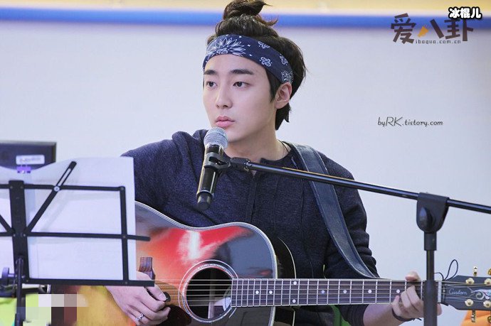 roy kim金相佑现况? 曾被粉丝劝退出娱乐圈!