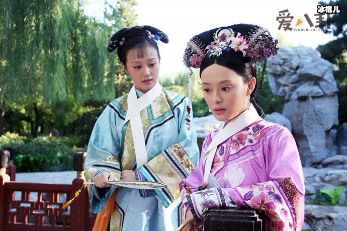 《甄嬛传》流朱扮演者战菁一, 插足前辈恋情已被封杀