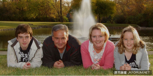 一個關於兩兄妹同時變性的故事…