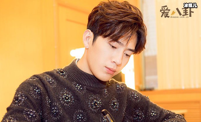 井柏然身世揭秘很有料, 从小独立背后故事让人心疼!