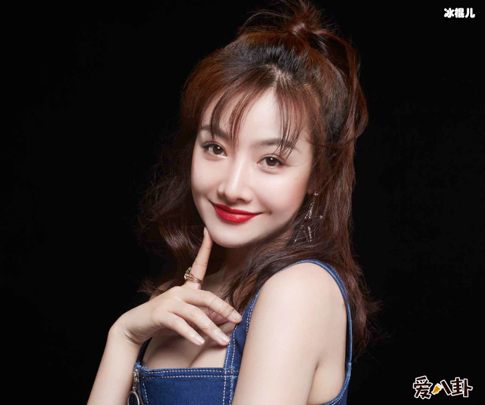 叶萌黄玥程是同一个人? 黄玥程资料被扒学历吸睛