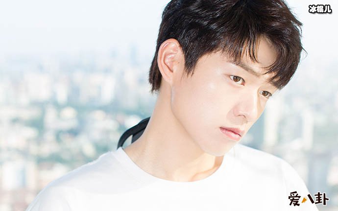 魏大勋谈姐弟恋, 这是隐回与杨幂恋情?