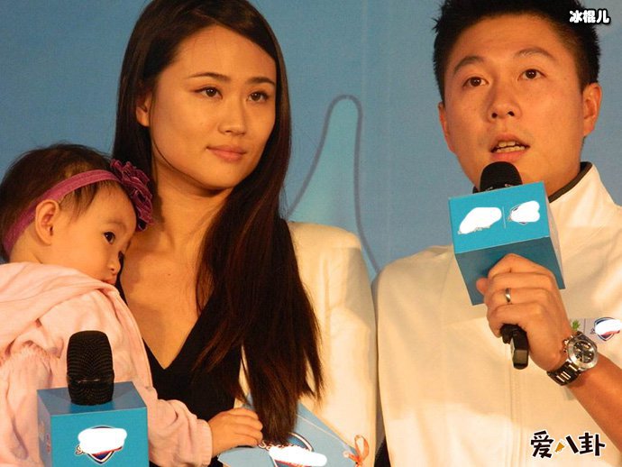 李小鹏妻子为何被网友讨厌?原来是有这样的原因