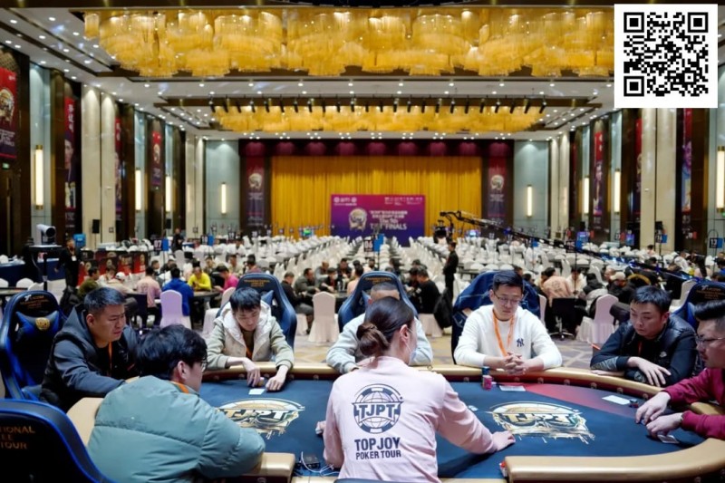 【EV扑克】黄河杯暨第五届TJPT®总决赛 | 扑克“十日谈”,开赛首日黄河杯初选赛A组111人参赛17人晋级,杨新亮领跑