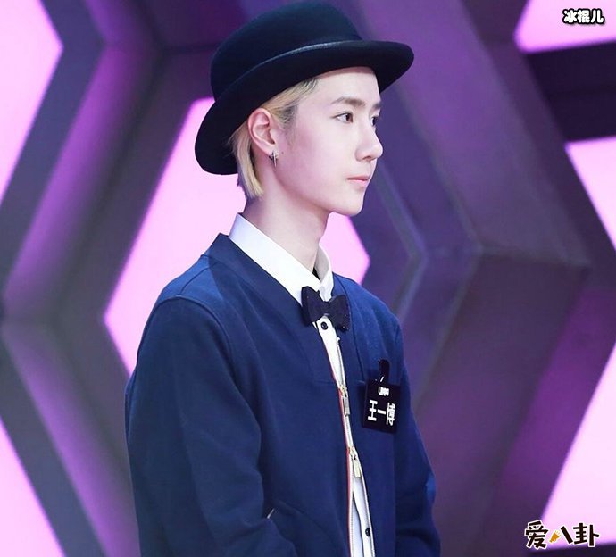 王一博家境起底,父母都是做这些的