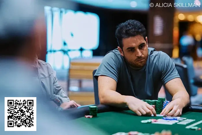 【EV扑克】两手牌输光600万筹码!从领跑到出局只用了20分钟 | WSOP主赛惊天反转