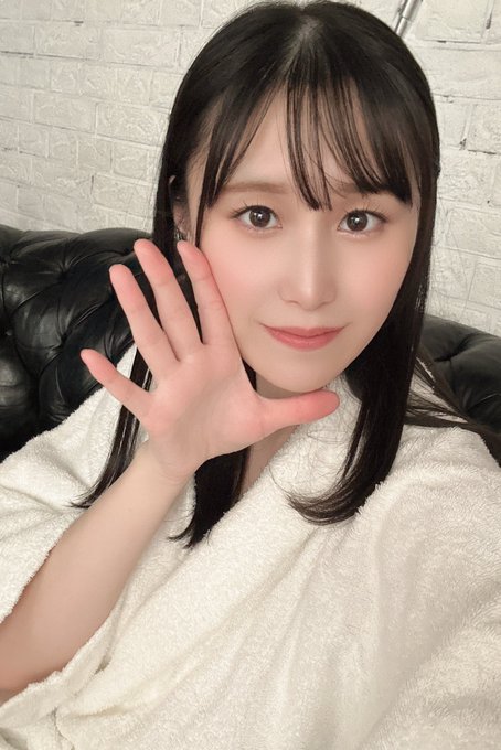 雨宫响(雨宮ひびき)出道作品番号及封面,雨宫响个人简介