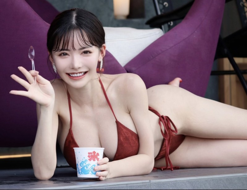 欠税8000万日币还清了!让深田えいみ(深田咏美)逆转胜的关键人物是?