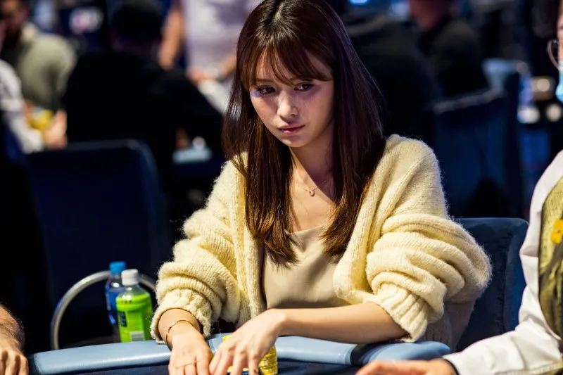 【EV扑克】AA撞上四条，19年童话同日落幕：两位WSOP冠军悲情告别WSOPE主赛