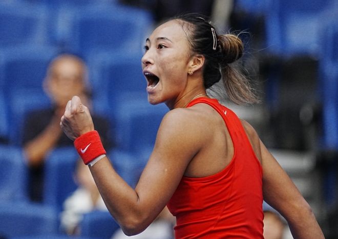 中网女单:郑钦文2-0斯维托丽娜,时隔两年重返四强追平生涯最佳