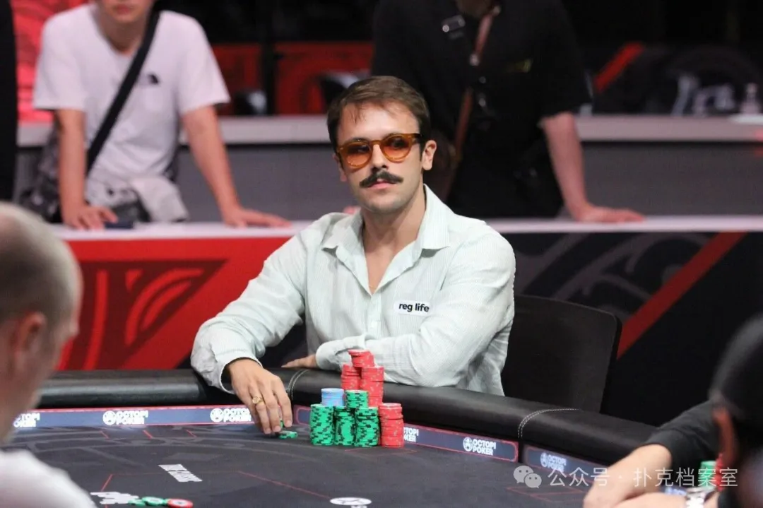【EV扑克】六条WSOP金手链，1400万奖金，他却说：我打不起Triton